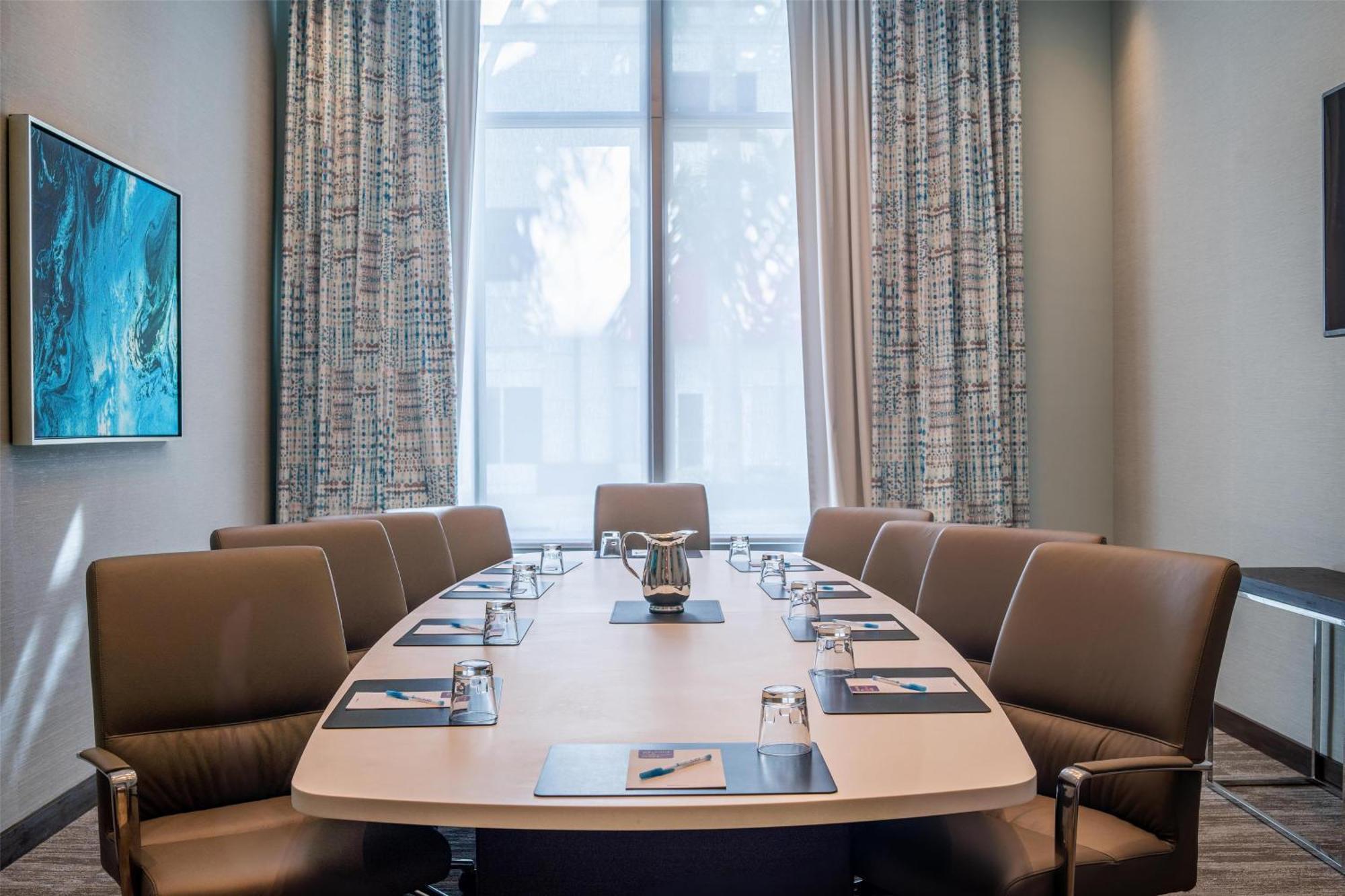 Hyatt Place West Palm 3*